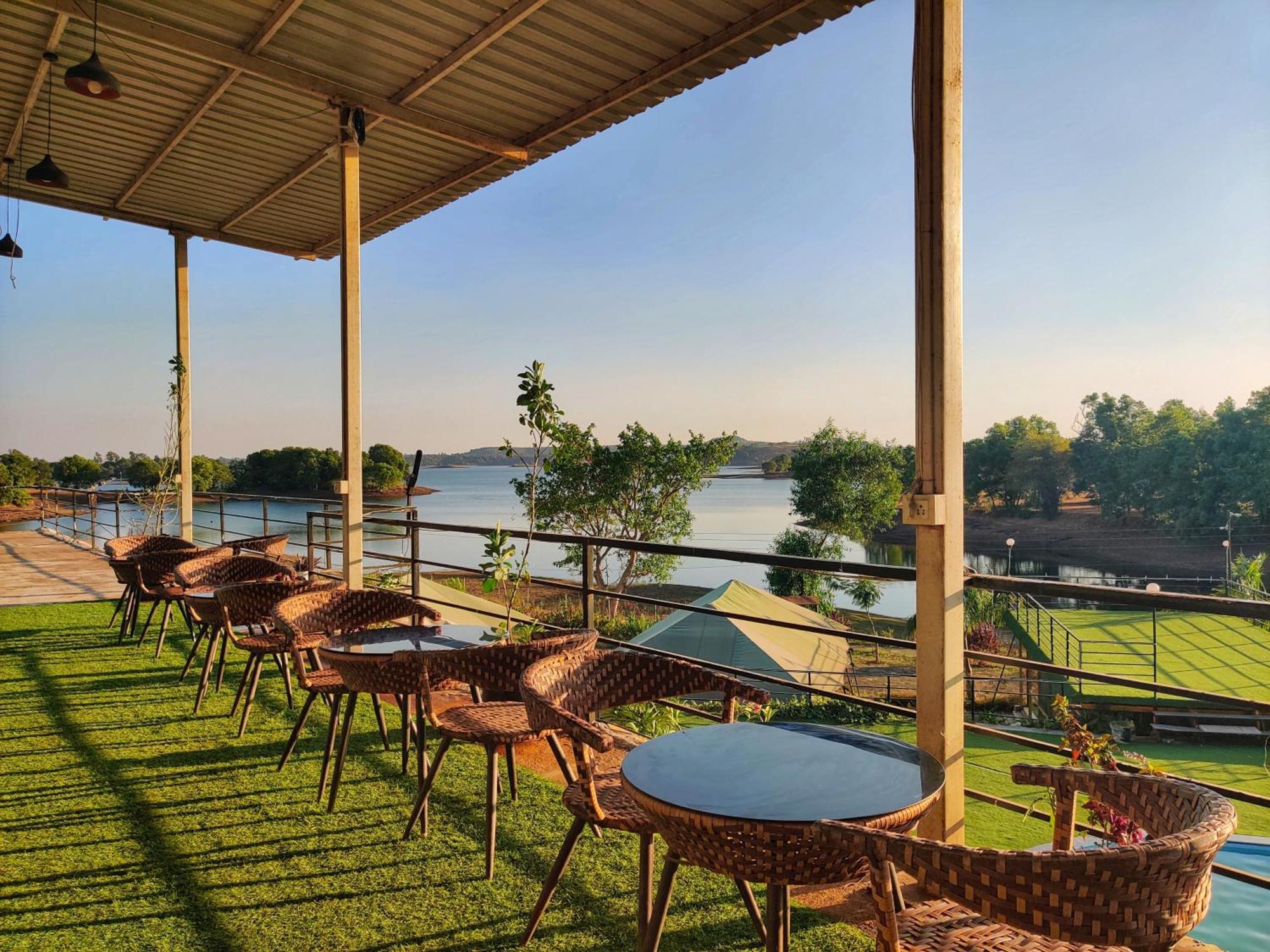 Amigos Lake Resort-Igatpuri, Maharashtra Buitenkant foto